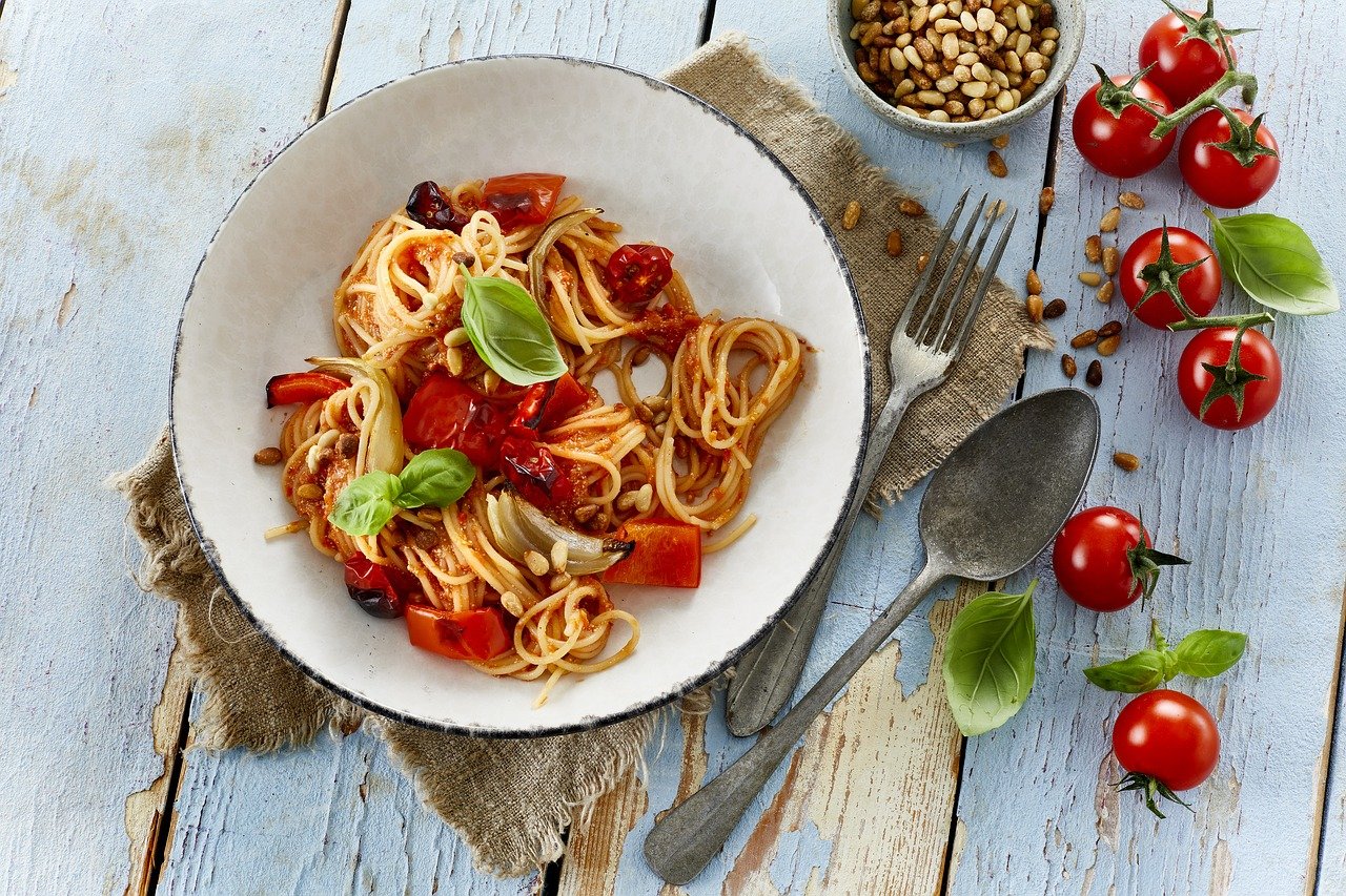 pasta, spaghetti, italian cuisine-8423489.jpg
